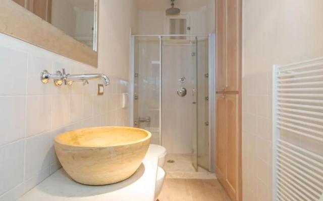 RARE: 110m² climatisés avec terrasse. 2 Chambres