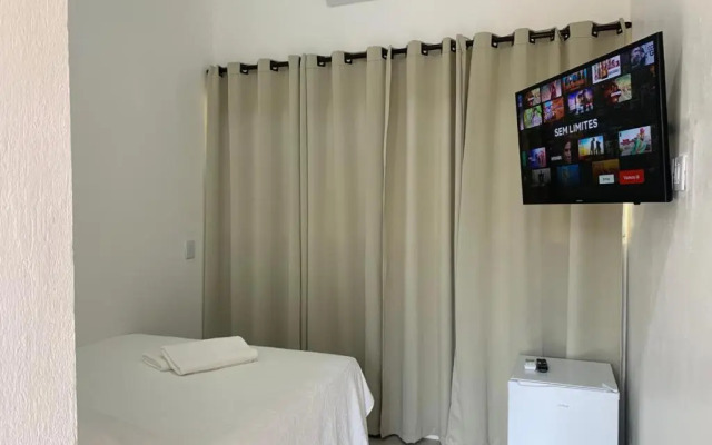 Apartamento com cachoeira no quintal