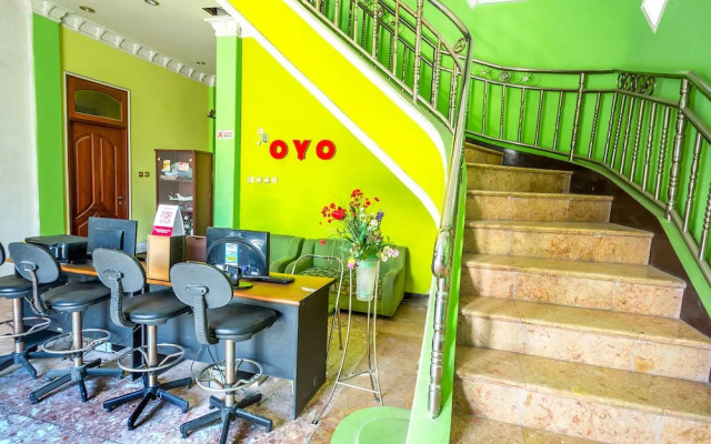 Senaz Residence by OYO Rooms