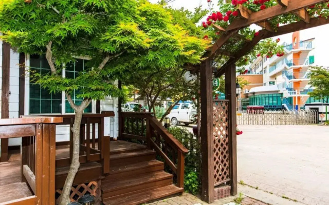 Boryeong Gemichon Pension