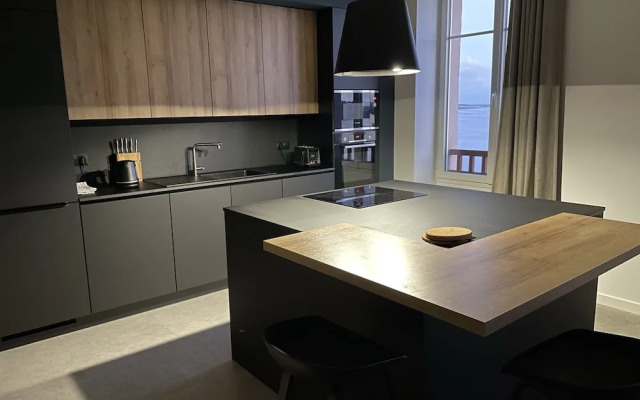 Luxury Apartment With Magnificent sea View