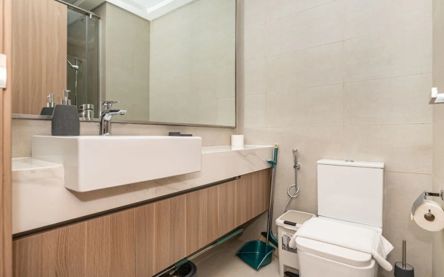 Luxury StayCation - Azizi Riviera 17