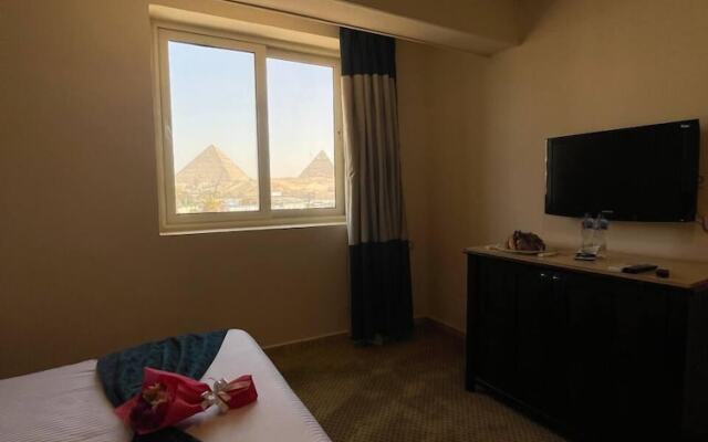 Al Fouad Pyramids & Grand Museum Hotel