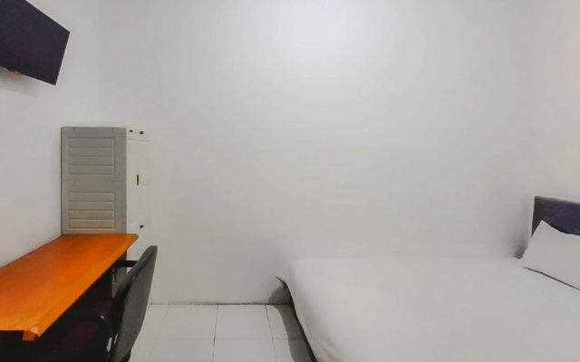 AYOO STAY Near Bandara Ahmad Yani RedPartner – Guest Rooms – Semarang