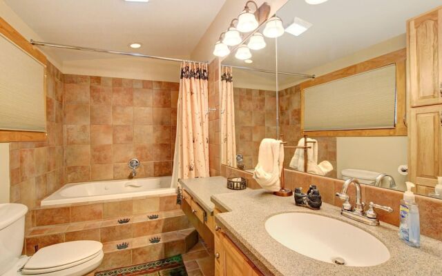 Mount Richthofen S3 3 Bedroom Condo