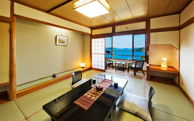 Toba View Hotel Hanashinjyu – Guest Rooms – Toba