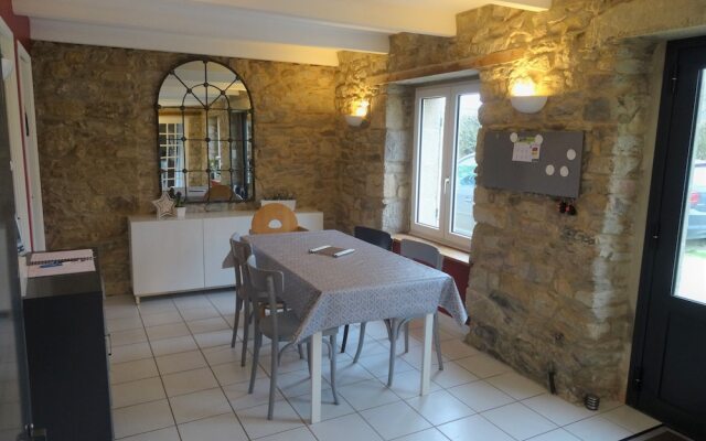 Maison en pierre, entre Terre & Mer, proche de Roscoff