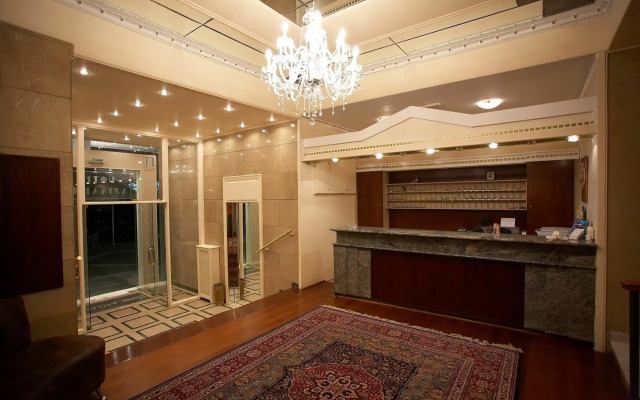 Achillion Hotel