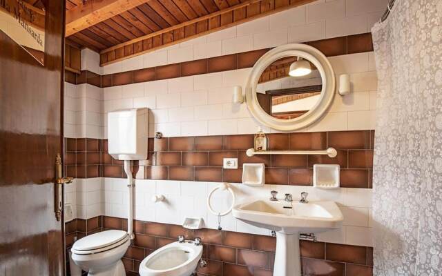 Elegant Central Large House on Lake Como