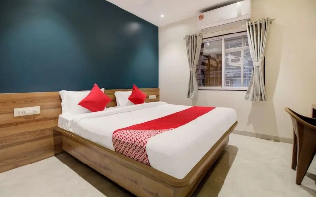 Radhika Ex by OYO Rooms