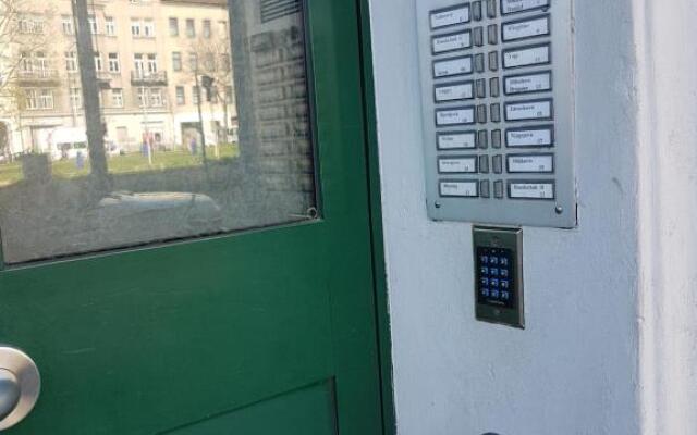 Gerald`s Apartment 10