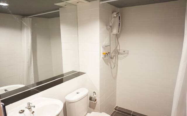 TARIS ART HOTEL PHRAE (SHA Extra Plus)