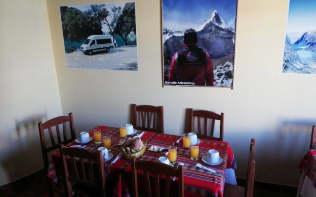 Artesonraju Hostel Huaraz