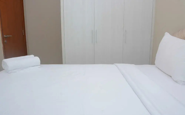 Warm and Cozy 2BR Apartment Woodland Park Residence