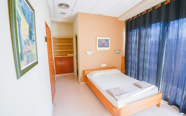 Hostal Torremirona