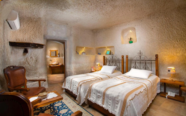 Terra Cave Hotel
