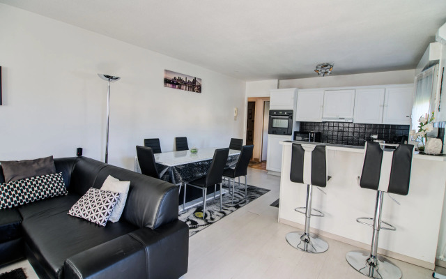 DESIGN APARTMENT Near GENEVA