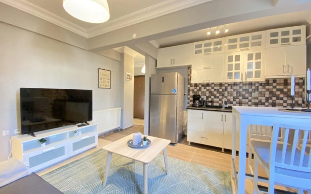 Lovely Flat with Central Location in Fatih