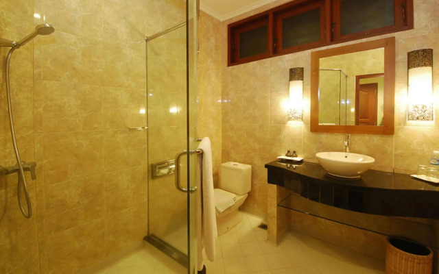 Yulia Beach Inn Kuta