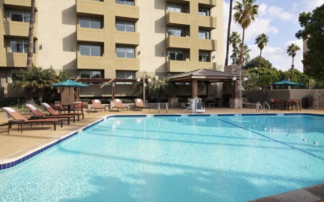 Four Points by Sheraton Los Angeles Westside