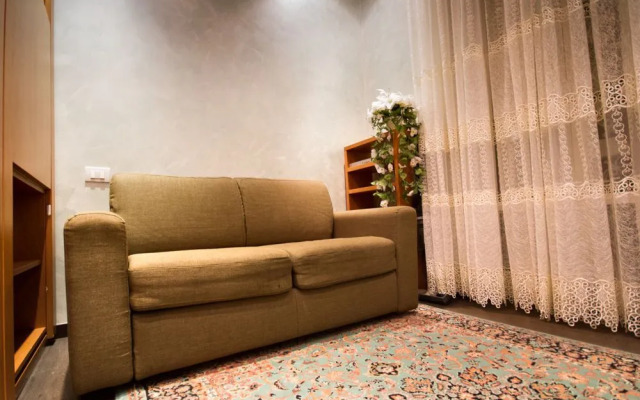 Home Holiday Magenta