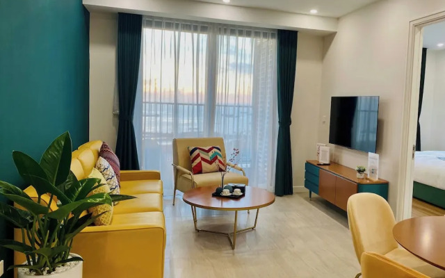 Azure Premium Apartments