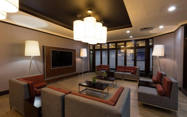 Holiday Inn Express Edmonton Downtown by IHG
