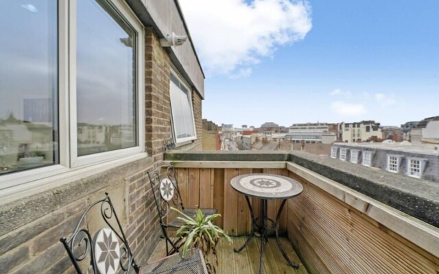 Livestay- Trendy 1bed With Balcony in Westminster