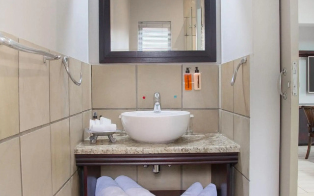 InnJoy Boutique Hotel