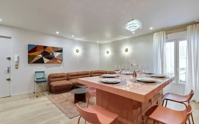 Magnificent Apartment in the Heart of Paris