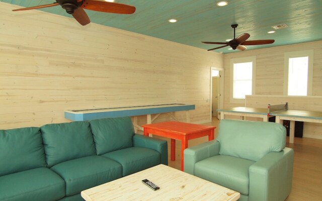 Beach Club Clubhouse 3