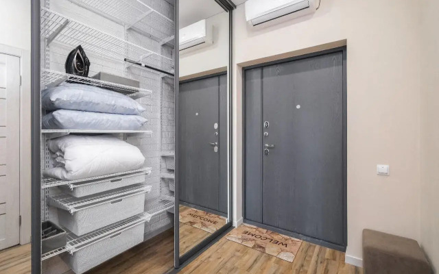 Room Hotel (Рум Хотел) на проспекте Красный 104