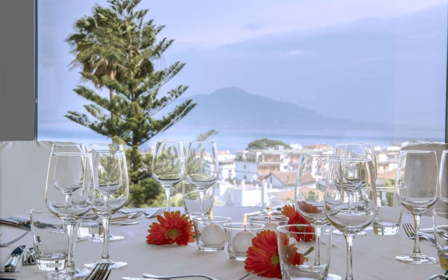 Hilton Sorrento Palace