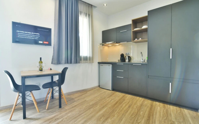 Feel Athens Studios at Monastiraki