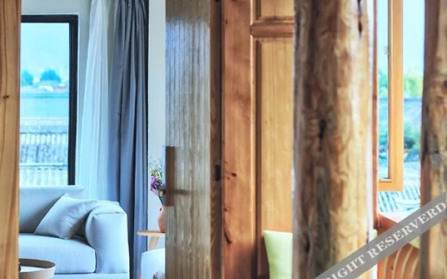 Zen Holiday Inn (Lijiang Ancient City Sifang Street)