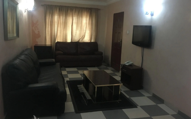 Hymax Grace Hotel and Suites