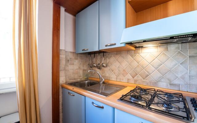 Casa Nica in Rome With 1 Bedrooms and 1 Bathrooms