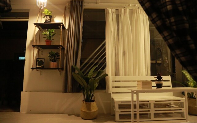 Aurora Homestay - Hostel