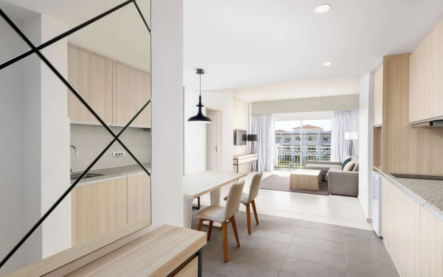 Radisson Blu Residences, Saidia