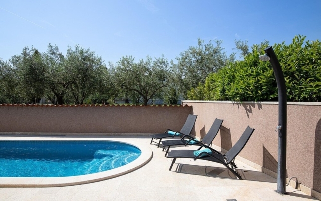 Modern Villa in Loborika With a Swimming Pool