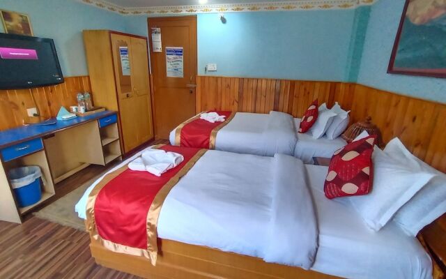 Hotel Peace Palace