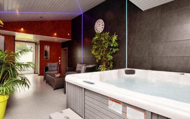 Modern Family Home With Wellness