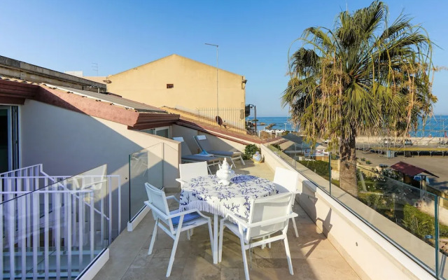 Marina Homes Suite in Syracuse