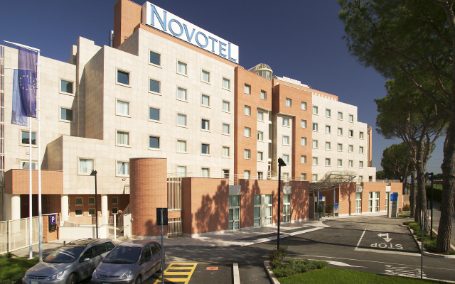 Novotel Roma Est