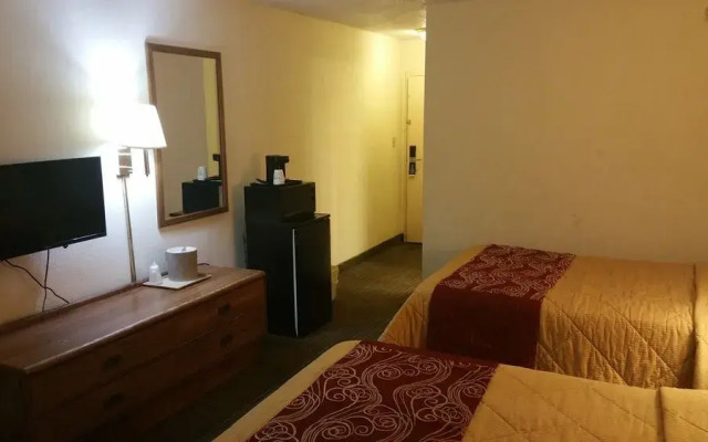 Rodeway Inn & Suites