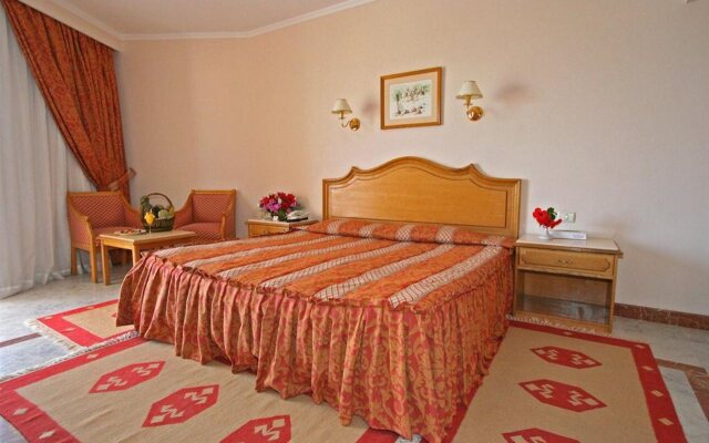Sea Star Beau Rivage Hotel
