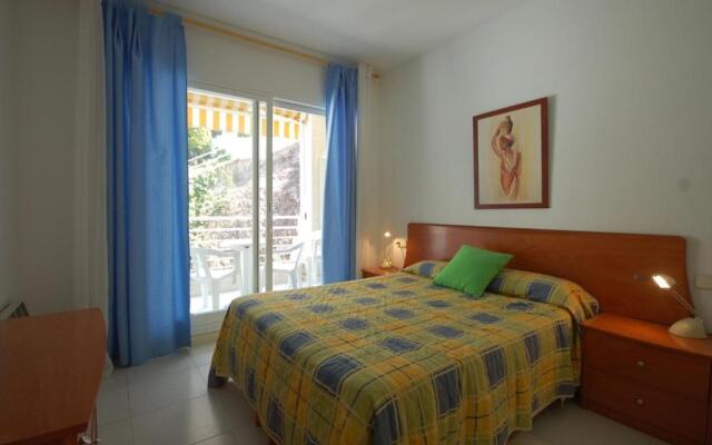 Lets Holidays Beach Apartment 2rooms Tossa