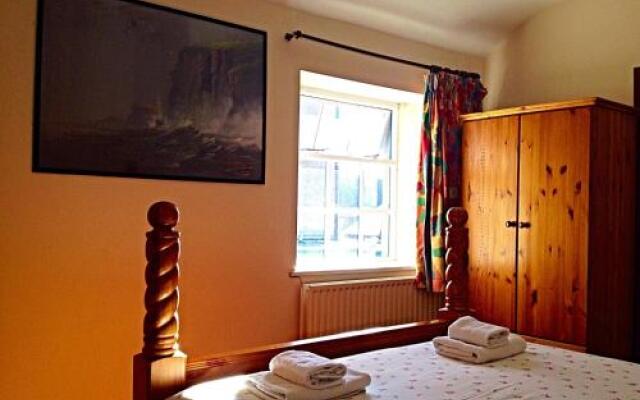 Cashel Town B&B