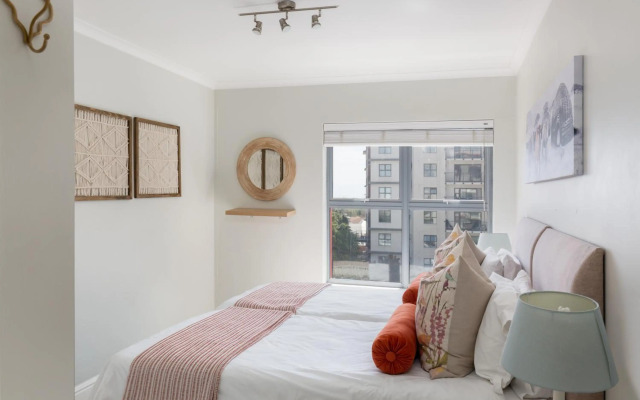 The Paragon Urbane CENTRALLY LOCATED, MODERN COMFORTS