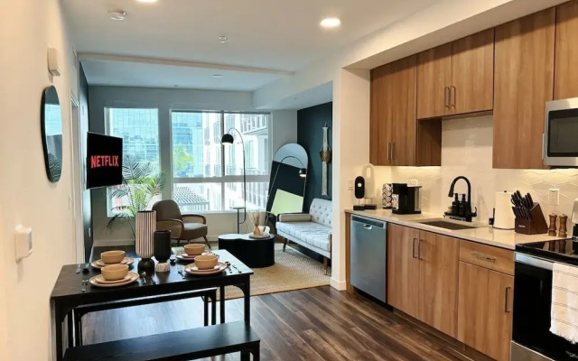 Modern Mid-hollywood Apt Sunset View Free Parking
